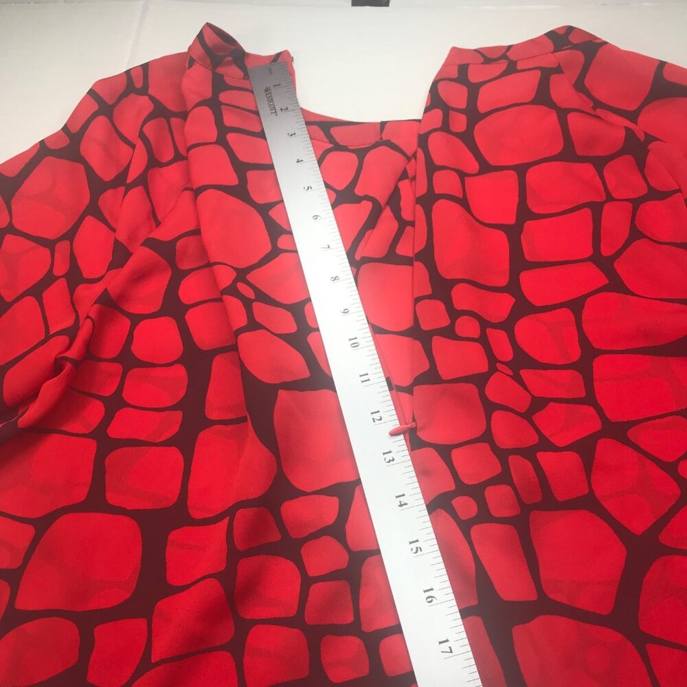 Liz Claiborne Women's Petite Large Red Black 3/4 Sleeve Top New - Picture 14 of 14
